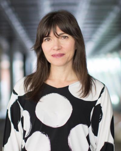 Esra Akcan headshot